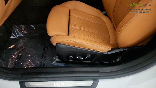 Used 2025 BMW 330i xDrive Sedan AWD/4WD image 49