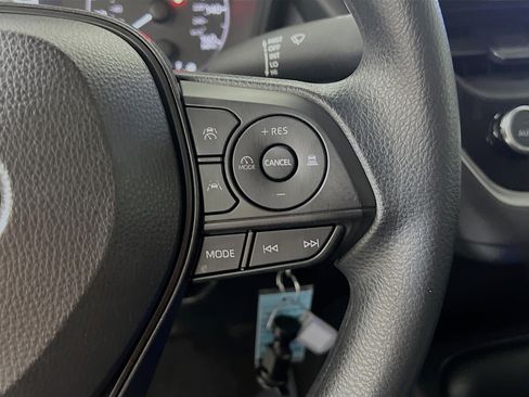 Used 2023 Toyota Corolla LE FWD image 20