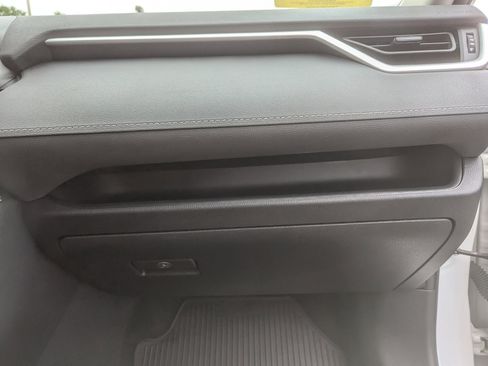 Used 2024 Toyota RAV4 XLE image 33