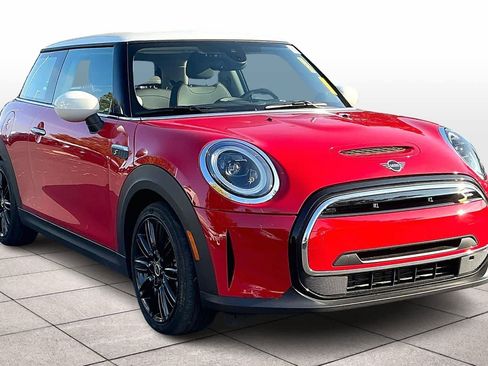 Used 2024 MINI Cooper SE image 2