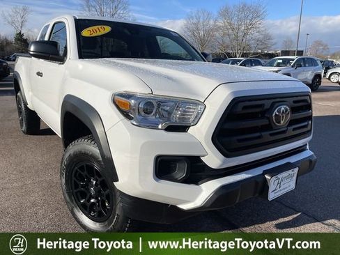 Certified 2019 Toyota Tacoma SR w/ SX Package image 1