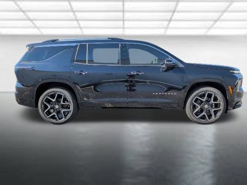 New 2026 Chevrolet Traverse High Country w/ LPO, Floor Liner Package image 38