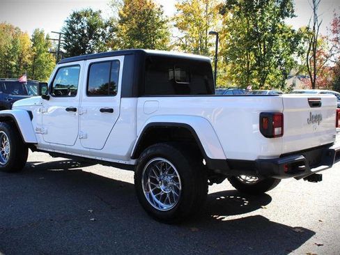 Used 2022 Jeep Gladiator Overland w/ Popular Equipment Package image 3