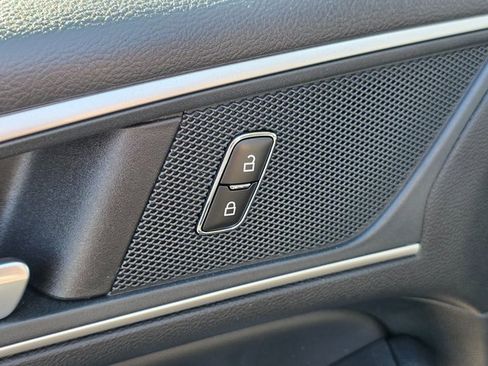 Used 2023 Ford Edge SEL image 22