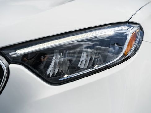 New 2026 Mercedes-Benz GLC 350e 4MATIC image 14