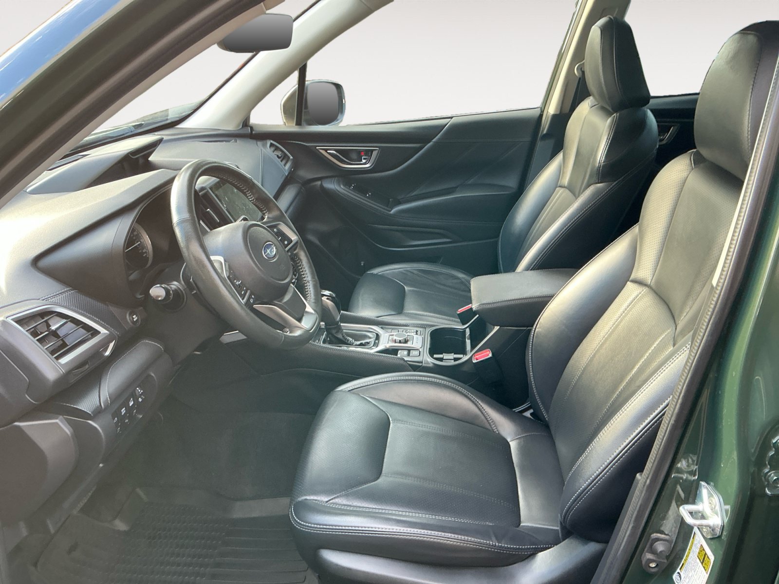 Used 2023 Subaru Forester Touring AWD/4WD image 9