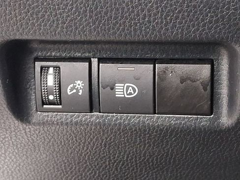 Used 2024 Toyota RAV4 LE AWD/4WD image 23