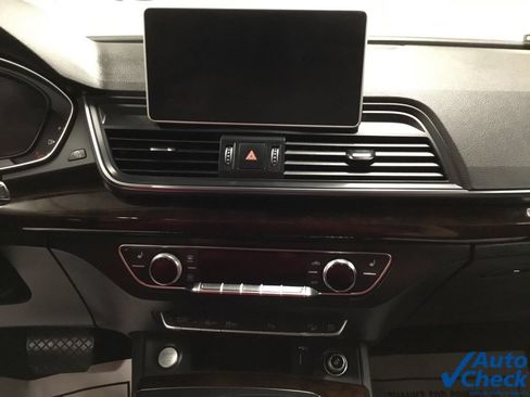 Used 2019 Audi Q5 2.0T Premium Plus w/ Premium Plus Package AWD/4WD image 46