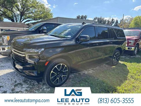 Used 2022 Chevrolet Suburban RST w/ Luxury Package image 1