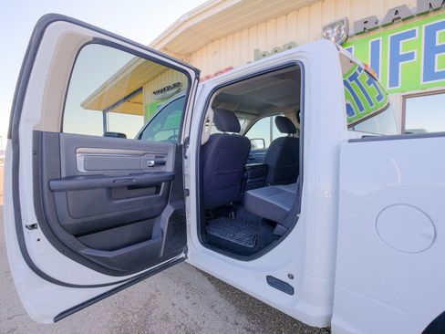 Used 2023 RAM 1500 Classic SLT w/ Trailer & Traction Group image 28