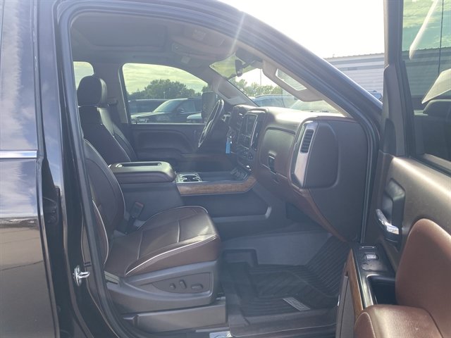 Used 2019 Chevrolet Silverado 3500 High Country w/ Duramax Plus Package AWD/4WD image 8