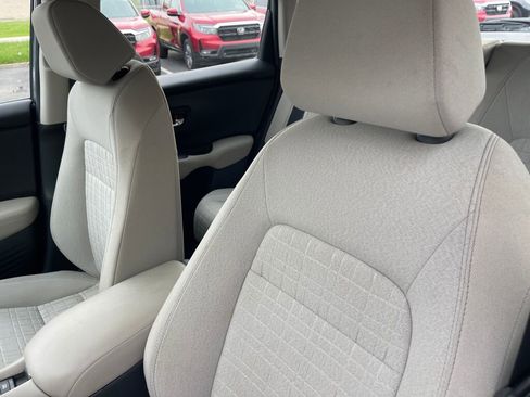 Used 2024 Honda HR-V LX image 6