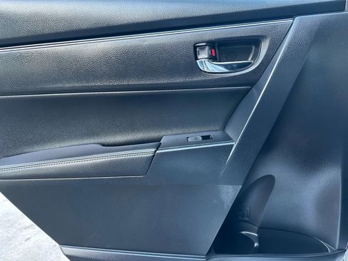 Used 2017 Toyota Corolla XLE w/ Carpet Mat Package (TMS) image 10