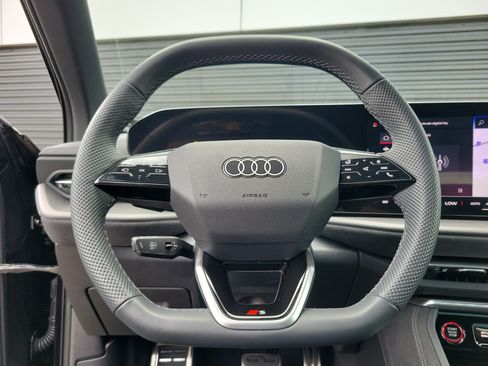 Certified 2025 Audi SQ5 Premium Plus AWD/4WD image 17