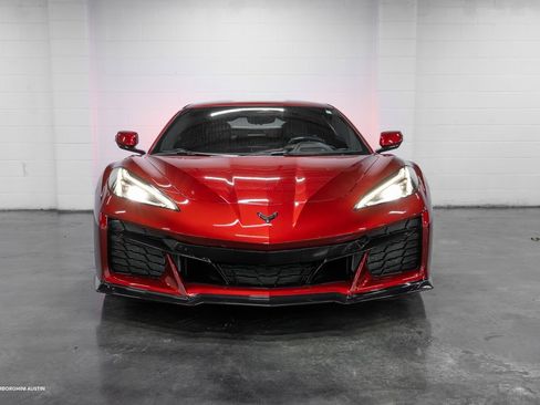 Used 2024 Chevrolet Corvette Z06 w/ Battery Protection Package image 2