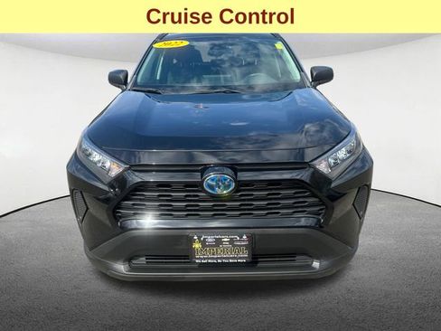 Used 2022 Toyota RAV4 LE image 4