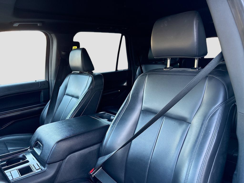 Used 2023 Ford Expedition Limited RWD image 21