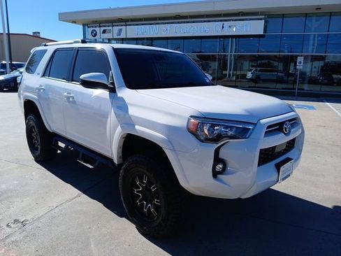Used 2022 Toyota 4Runner SR5 image 1