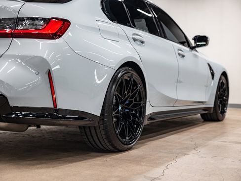 Used 2022 BMW M3 image 34