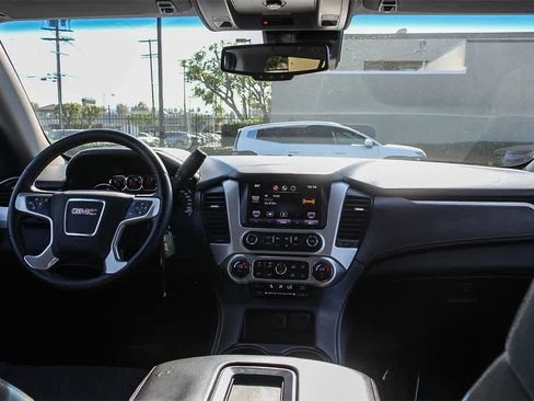 Used 2015 GMC Yukon XL SLE w/ Convenience Package image 17