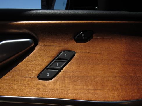 Used 2023 Jeep Grand Cherokee L Summit AWD/4WD image 23