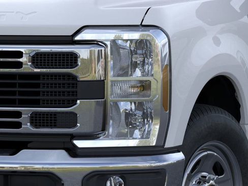 New 2025 Ford F350 XL w/ XL Chrome Package image 18