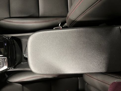 New 2026 Chevrolet Trax RS w/ Sunroof Package image 25