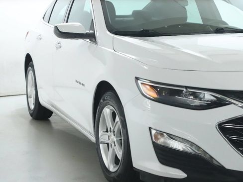 Used 2024 Chevrolet Malibu LT FWD image 8
