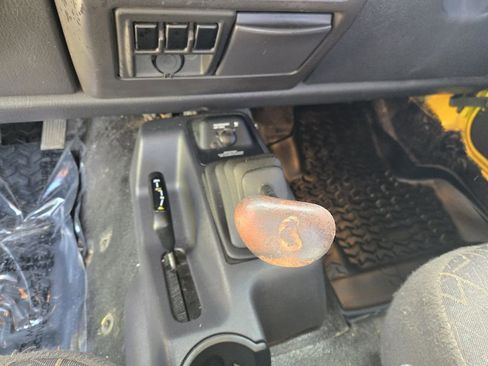 Used 2002 Jeep Wrangler Sport AWD/4WD image 16