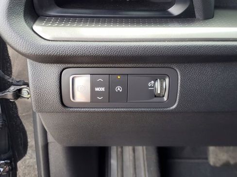 Used 2025 Chevrolet Traverse LT w/ Midnight/Sport Edition FWD image 20