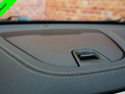 Used 2018 Jeep Cherokee Limited image 15