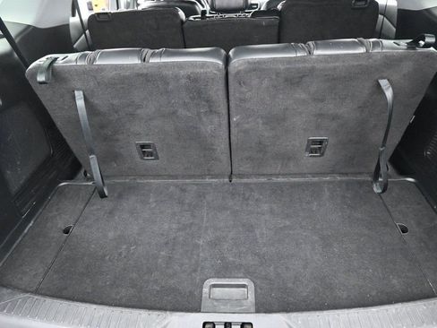 Used 2023 Ford Explorer Limited AWD/4WD image 34