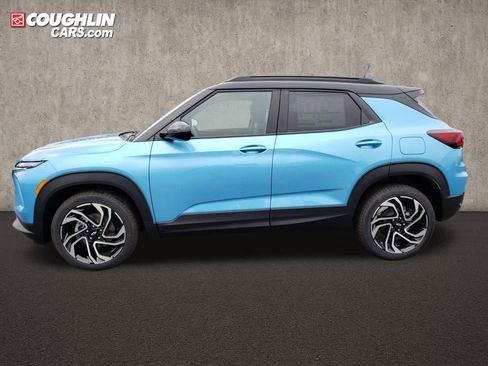 New 2026 Chevrolet TrailBlazer RS w/ Driver Confidence Package FWD image 2