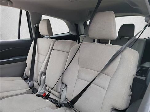 Used 2016 Honda Pilot LX image 14