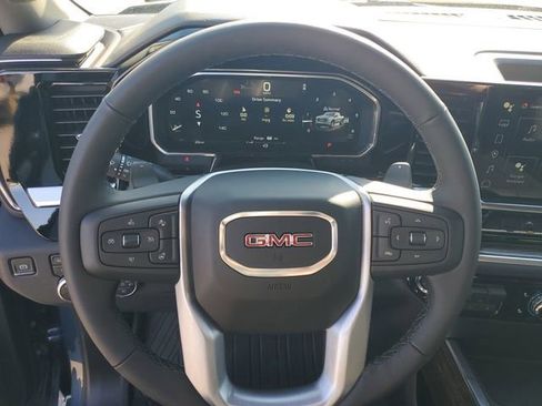 New 2026 GMC Sierra 1500 Elevation image 10