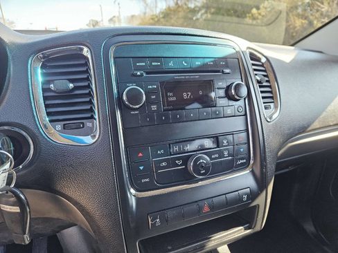 Used 2013 Dodge Durango SXT image 19