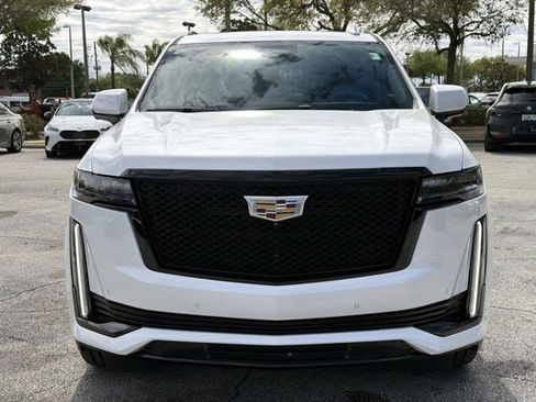 Used 2023 Cadillac Escalade Sport w/ Touring Package image 8