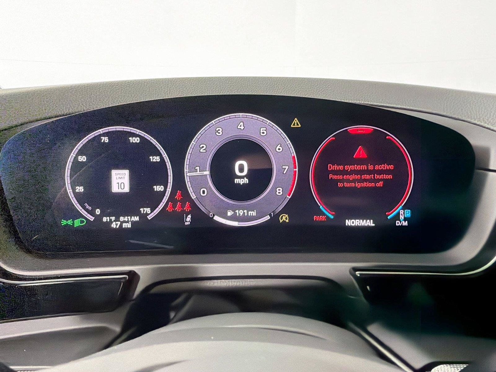 Certified 2025 Porsche Cayenne Coupe AWD/4WD image 19