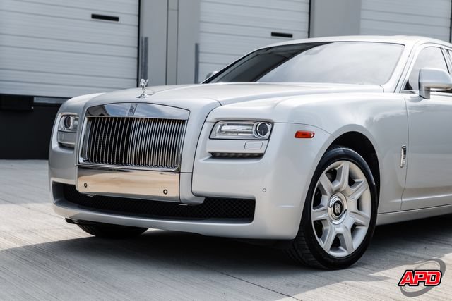 Used 2014 Rolls-Royce Ghost RWD image 24
