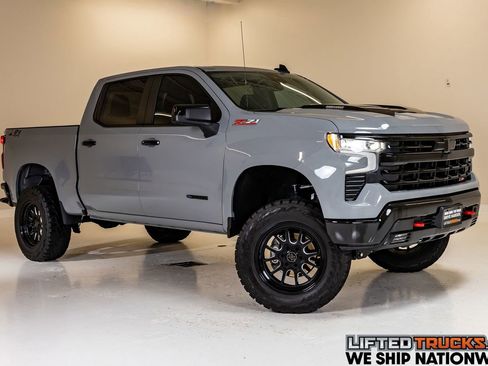 Used 2024 Chevrolet Silverado 1500 LT Trail Boss AWD/4WD image 1