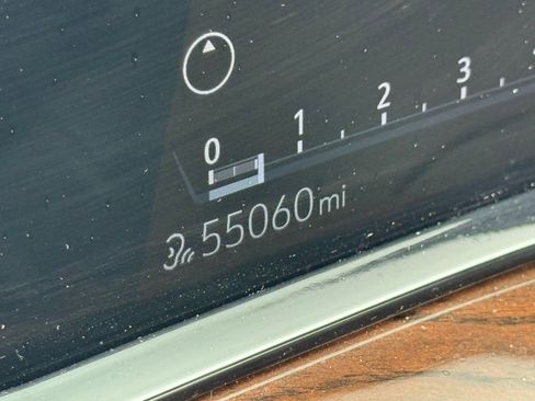 Certified 2021 Cadillac Escalade Premium Luxury Platinum image 3