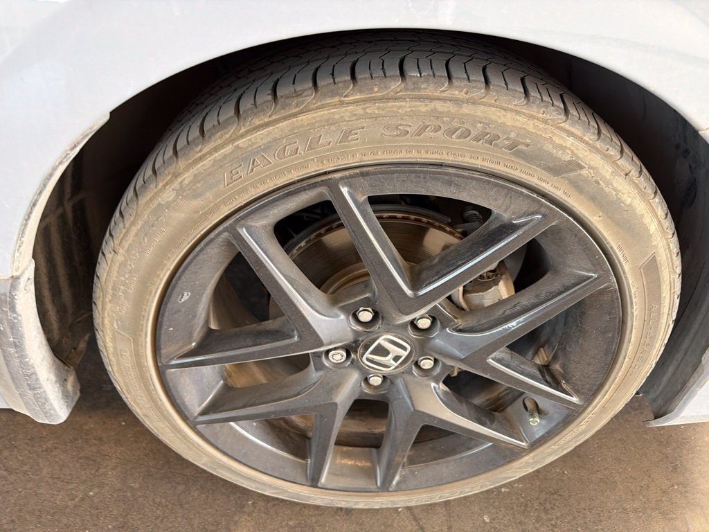 Used 2024 Honda Civic Sport image 3