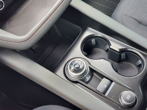 New 2026 Ford Explorer Active RWD image 20