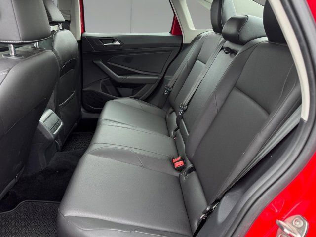 Used 2020 Volkswagen Jetta SEL FWD image 9