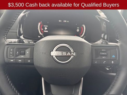 New 2026 Nissan Pathfinder Platinum image 36