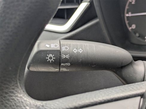 Used 2024 Toyota Corolla LE image 28