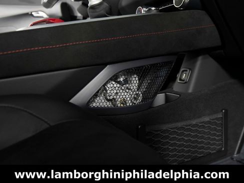Used 2025 Lotus Emira RWD image 33