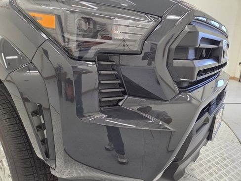 New 2026 Toyota Tacoma SR image 9
