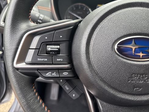 Used 2023 Subaru Crosstrek 2.5i Limited AWD/4WD image 23
