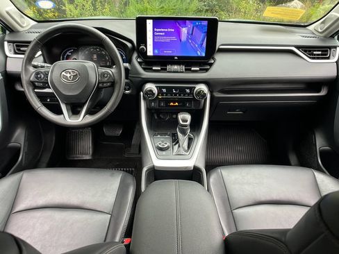 Used 2023 Toyota RAV4 XLE Premium AWD/4WD image 13